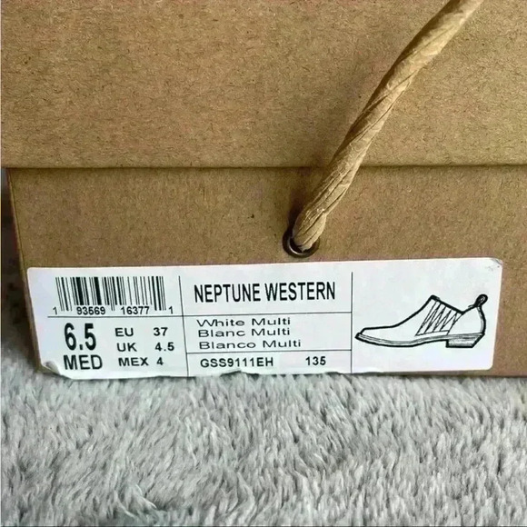 Gentle Souls by Kenneth Cole Neptune Bootie Size 6.5M NIB - Picture 3 of 11